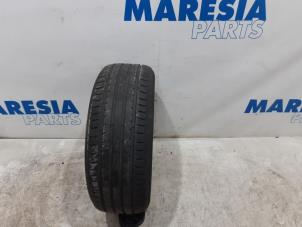 Used Tyre Peugeot 5008 I (0A/0E) 1.6 THP 16V Price € 20,00 Margin scheme offered by Maresia Parts