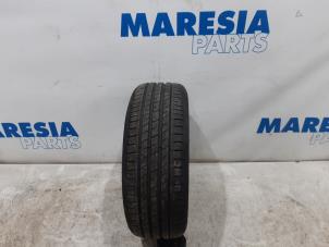 Used Tyre Peugeot 308 SW (L4/L9/LC/LJ/LR) 1.6 BlueHDi 120 Price € 20,00 Margin scheme offered by Maresia Parts