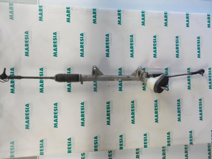 Begagnade Styrbox Renault Modus/Grand Modus (JP) 1.2 16V Pris € 75,00 Marginaltabell erbjuds av Maresia Parts