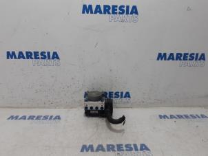 Używane Pompa ABS Fiat 500 (312) 1.2 69 Cena € 75,00 Procedura marży oferowane przez Maresia Parts