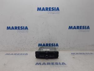 Used Radio CD player Renault Kangoo Express (FW) 1.5 dCi 90 FAP Price € 60,50 Inclusive VAT offered by Maresia Parts