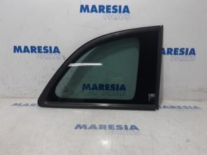 Usagé Vitre triangulaire arrière droite Fiat 500 (312) 1.2 69 Prix € 50,00 Règlement à la marge proposé par Maresia Parts