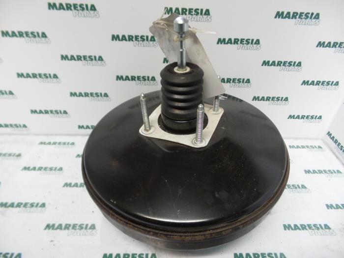 Usagé Servo frein Peugeot Boxer (U9) 2.2 HDi 120 Euro 4 Prix € 72,60 Prix TTC proposé par Maresia Parts