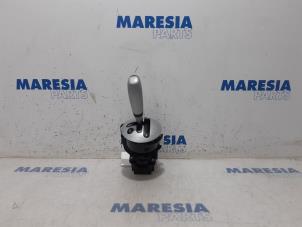 Used Gear stick Fiat Panda (169) 1.2 Fire Price € 50,00 Margin scheme offered by Maresia Parts