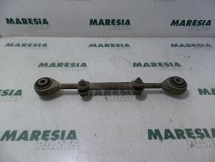 Usagé Bielette barre stabilisatrice Alfa Romeo 166 3.0 V6 24V Prix € 25,00 Règlement à la marge proposé par Maresia Parts