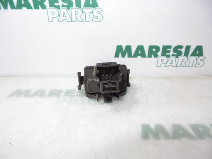 Begagnade Sensor (övriga) Citroen C5 I Break (DE) 2.0 HDi 110 Pris € 22,50 Marginaltabell erbjuds av Maresia Parts
