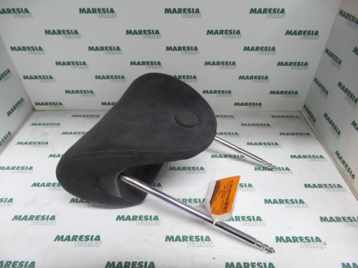 Używane Zaglówek Lancia Thesis (841) 2.4 20V Cena € 75,00 Procedura marży oferowane przez Maresia Parts