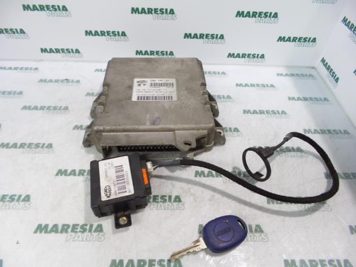 Used Engine management computer Fiat Marea Weekend (185BX/CX) 1.6 SX,ELX 16V Price € 75,00 Margin scheme offered by Maresia Parts