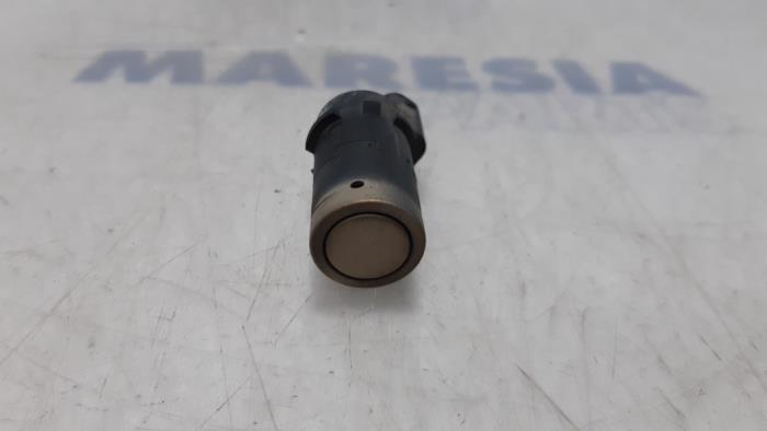 Usados Sensor PDC Renault Espace (JK) 2.0 16V Turbo Precio € 25,00 Norma de margen ofrecido por Maresia Parts
