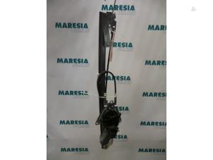 Used Window mechanism 4-door, front right Peugeot 806 2.0 16V Price € 60,00 Margin scheme offered by Maresia Parts