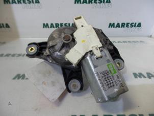 Used Rear wiper motor Fiat Stilo MW (192C) 1.9 JTD 16V 140 Multijet Price € 50,00 Margin scheme offered by Maresia Parts