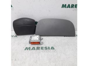 Used Airbag set + module Renault Laguna I Grandtour (K56) 2.0 Price € 40,00 Margin scheme offered by Maresia Parts