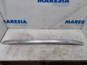 Used Roof rail kit Renault Megane IV Estate (RFBK) 1.5 Energy dCi 95 Price € 157,50 Margin scheme offered by Maresia Parts