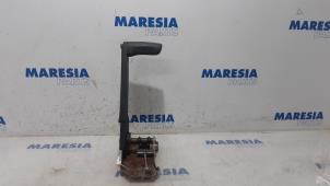 Used Parking brake mechanism Renault Kangoo Express (FW) 1.5 dCi 90 FAP Price € 60,50 Inclusive VAT offered by Maresia Parts