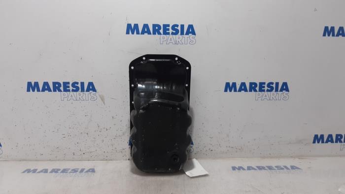 Usagé Couvercle carter Peugeot 208 I (CA/CC/CK/CL) 1.6 Vti 16V Prix € 24,99 Règlement à la marge proposé par Maresia Parts