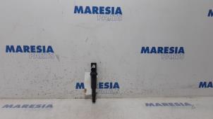 Used Pen ignition coil Peugeot 208 I (CA/CC/CK/CL) 1.6 Vti 16V Price € 15,00 Margin scheme offered by Maresia Parts