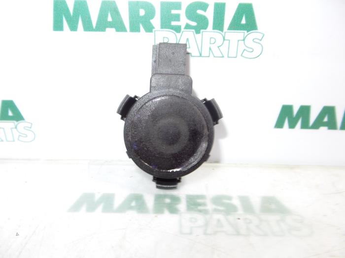 Begagnade Regnsensor Peugeot 607 (9D/U) 2.2 16V Pris € 40,00 Marginaltabell erbjuds av Maresia Parts
