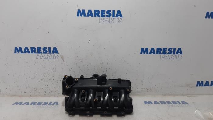 Begagnade Insugsrör Opel Combo Mk.III (D) 1.3 CDTI 16V Pris € 48,40 Inklusive moms erbjuds av Maresia Parts