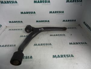 Used Front lower wishbone, right Peugeot 607 (9D/U) 2.2 16V Price € 35,00 Margin scheme offered by Maresia Parts