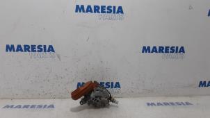Gebrauchte Ölpumpe Renault Captur (2R) 1.2 TCE 16V EDC Preis € 50,00 Margenregelung angeboten von Maresia Parts