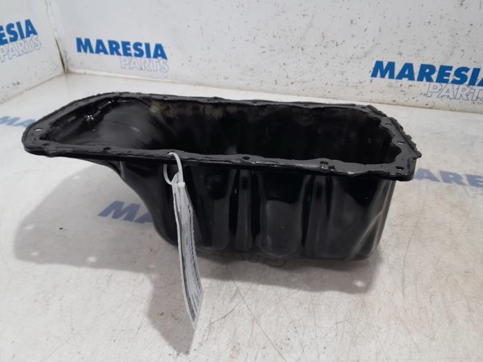 Gebrauchte Ölwanne Peugeot 5008 I (0A/0E) 1.6 THP 16V Preis € 24,99 Margenregelung angeboten von Maresia Parts