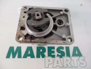 Używane Pompa prózniowa (Diesel) Fiat Ducato (230/231/232) 2.8 D Cena € 127,05 Z VAT oferowane przez Maresia Parts