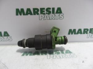 Usagé Injecteur (injection essence) Fiat Coupé 2.0 16V Prix € 50,00 Règlement à la marge proposé par Maresia Parts