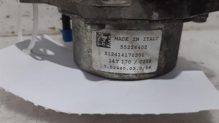 Vakuumpumpe (Benzin) van een Fiat 500 (312) 0.9 TwinAir 60 2014