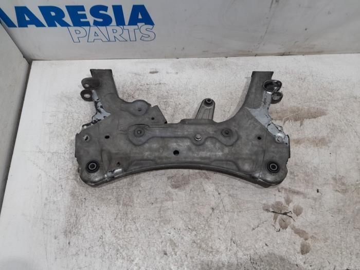 Used Subframe Renault Kangoo/Grand Kangoo (KW) 1.6 16V Hi-Flex Price € 75,00 Margin scheme offered by Maresia Parts