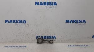 Used Connecting rod Peugeot 207 CC (WB) 1.6 HDiF 16V Price € 40,00 Margin scheme offered by Maresia Parts