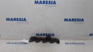 Used Exhaust manifold Peugeot 207 CC (WB) 1.6 HDiF 16V Price € 24,95 Margin scheme offered by Maresia Parts