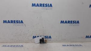 Used Turbo pressure regulator Peugeot 207 CC (WB) 1.6 HDiF 16V Price € 40,00 Margin scheme offered by Maresia Parts