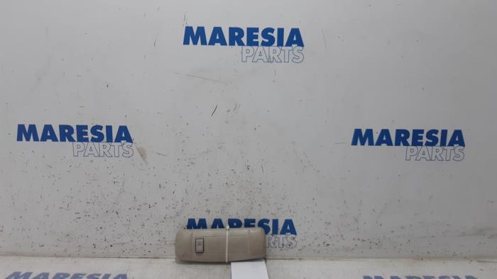 Używane Przelacznik Fiat Panda (169) 1.2 Fire Cena € 15,00 Procedura marży oferowane przez Maresia Parts