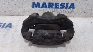 Used Front brake calliper, left Renault Clio IV (5R) 0.9 Energy TCE 90 12V Price € 50,00 Margin scheme offered by Maresia Parts