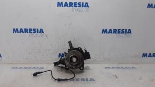 Used Knuckle, front left Renault Clio IV (5R) 0.9 Energy TCE 90 12V Price € 35,00 Margin scheme offered by Maresia Parts