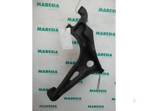 Used Rear wishbone, left Renault Vel Satis (BJ) 2.2 dCi 150 16V Price € 105,00 Margin scheme offered by Maresia Parts