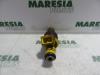 Injector (petrol injection) from a Alfa Romeo GTV (916) 2.0 16V Twin Spark 1997