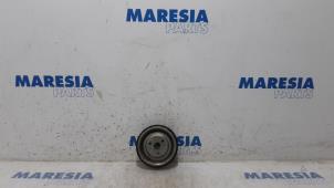 Used Water pump pulley Peugeot 3008 I (0U/HU) 1.6 VTI 16V Price € 25,00 Margin scheme offered by Maresia Parts