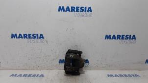 Usagé Etrier de frein (pince) avant droit Citroen C1 1.0 12V Prix € 30,00 Règlement à la marge proposé par Maresia Parts