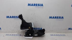 Used Gear stick Renault Megane IV Estate (RFBK) 1.5 Energy dCi 95 Price € 157,50 Margin scheme offered by Maresia Parts