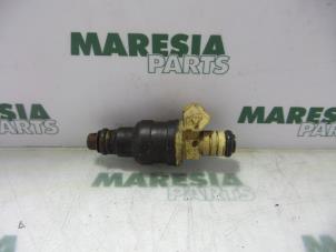 Usados Inyector (inyección de gasolina) Alfa Romeo 166 3.0 V6 24V Precio € 35,00 Norma de margen ofrecido por Maresia Parts
