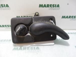 Used Rear door handle 4-door, left Renault Master II (FD/HD) 2.5 D Price € 25,00 Margin scheme offered by Maresia Parts