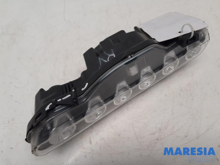 Daytime running light, right Citroen DS3 1.4 16V VTi 9671962180 VALEO