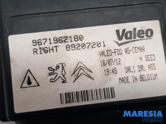 Daytime running light, right Citroen DS3 1.4 16V VTi 9671962180 VALEO