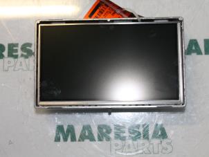 Used Navigation display Renault Scénic II (JM) 1.9 dCi 130 Price € 262,50 Margin scheme offered by Maresia Parts