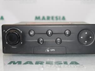 Used Navigation set Renault Trafic New (FL) 1.9 dCi 100 16V Price € 60,50 Inclusive VAT offered by Maresia Parts