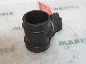 Used Airflow meter Alfa Romeo 146 (930B) 1.6 Twin Spark 16V Price € 35,00 Margin scheme offered by Maresia Parts