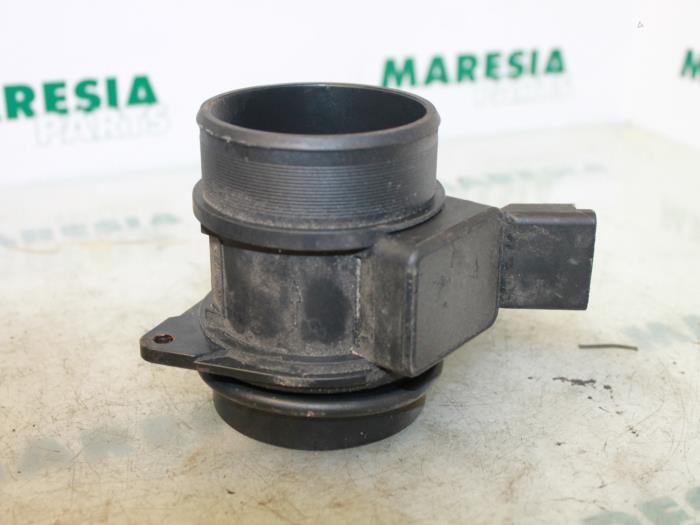 Gebrauchte Luftmengenmesser Fiat Scudo (220Z) 2.0 JTD 16V Preis € 42,35 Mit Mehrwertsteuer angeboten von Maresia Parts