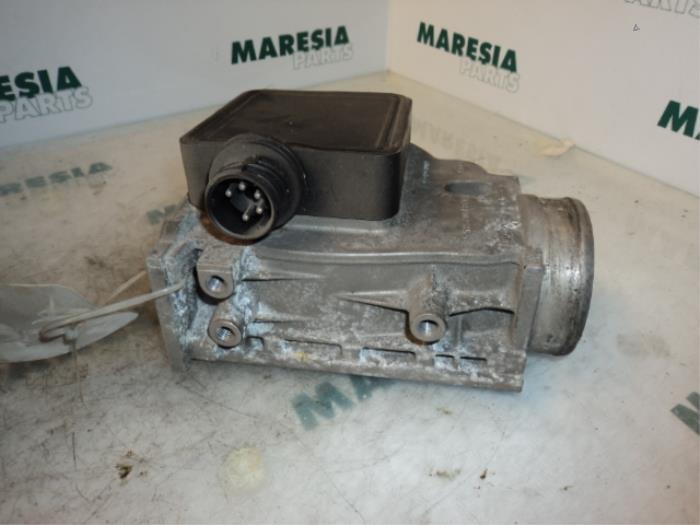 Gebrauchte Luftmengenmesser Fiat Marea Weekend (185BX/CX) 2.4 Tds 125 HLX Preis € 40,00 Margenregelung angeboten von Maresia Parts