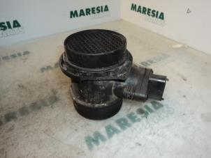 Used Airflow meter Fiat Stilo (192A/B) 1.9 JTD 80 5-Drs. Price € 40,00 Margin scheme offered by Maresia Parts